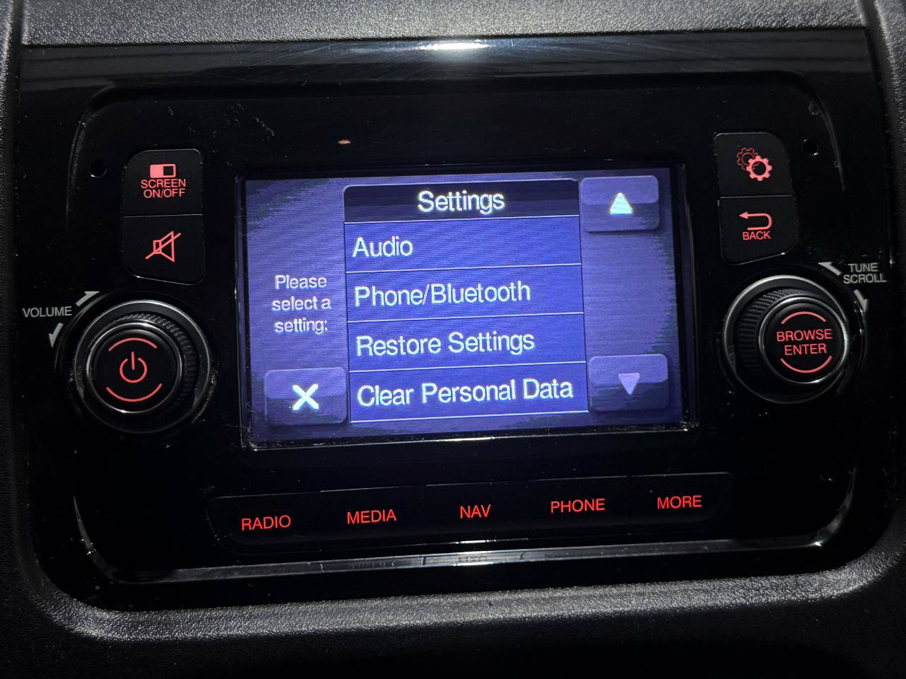 Used 2021 RAM ProMaster 2500 FWD image 11