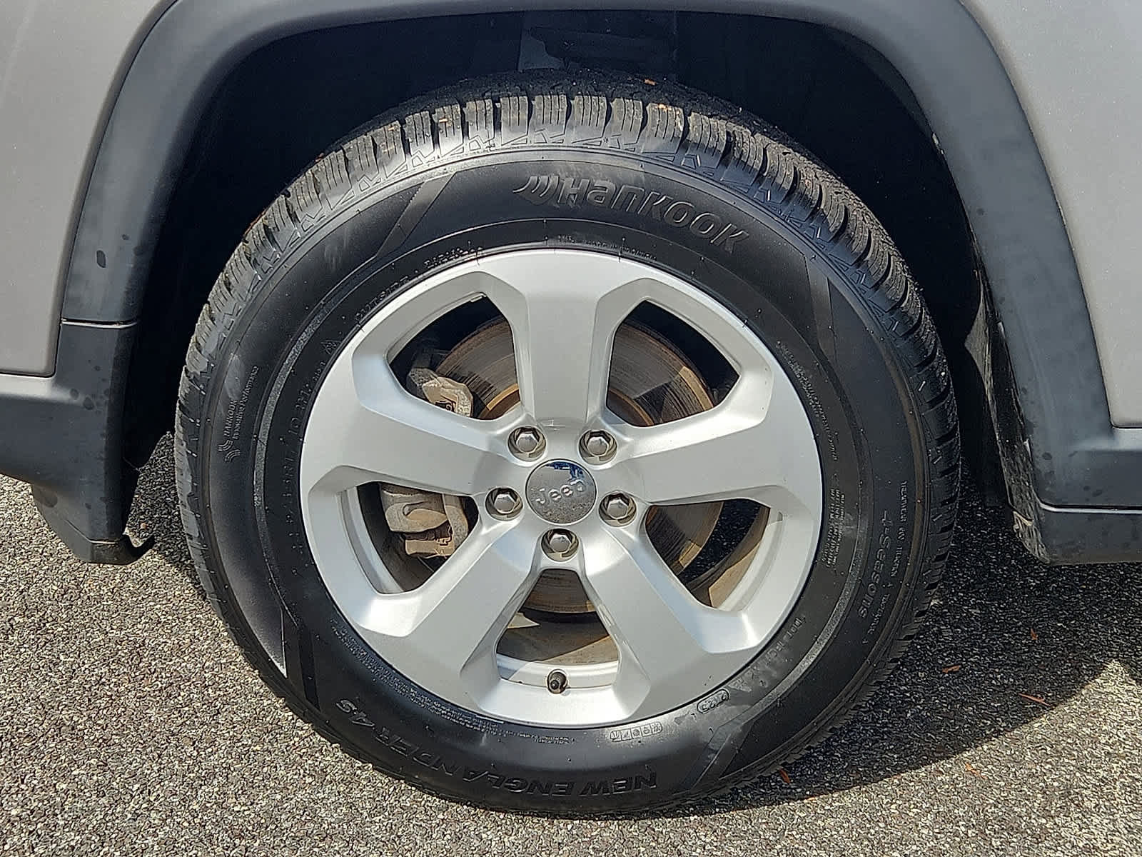 Used 2019 Jeep Compass Latitude w/ Popular Equipment Group image 9