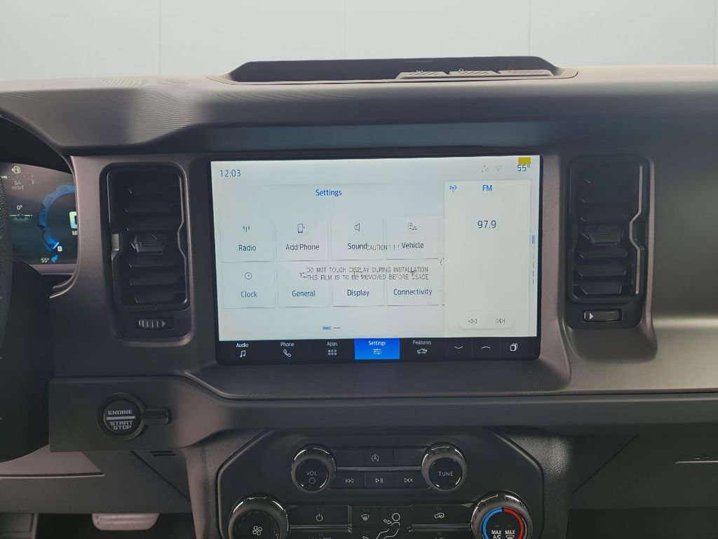 New 2025 Ford Bronco 4-Door image 23