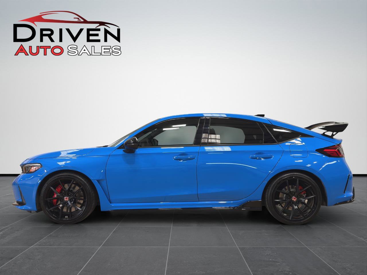 Used 2025 Honda Civic Type R image 1