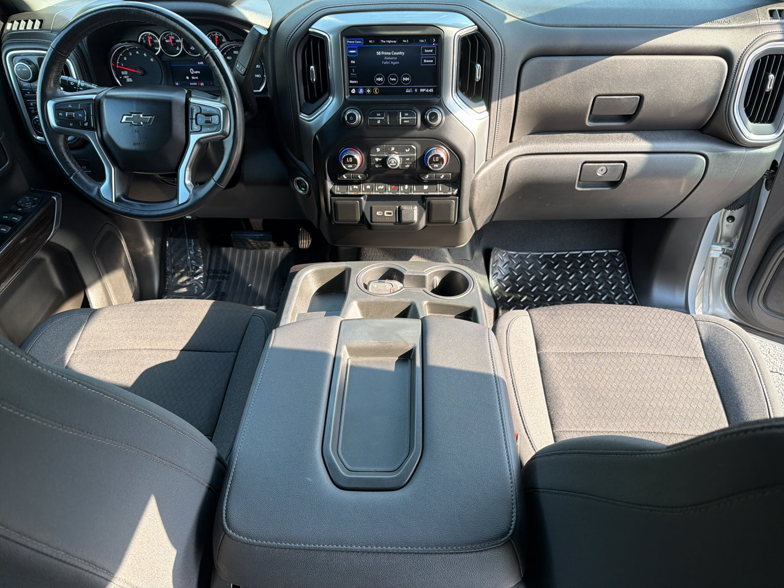 Used 2022 Chevrolet Silverado 1500 RST w/ LPO, Blackout Package AWD/4WD image 22