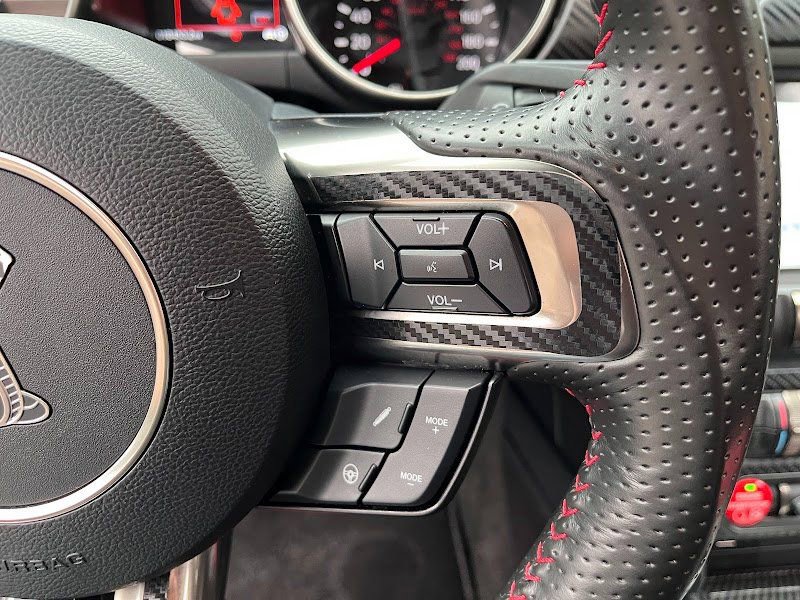 Used 2016 Ford Mustang Shelby GT350 w/ Technology Package image 18