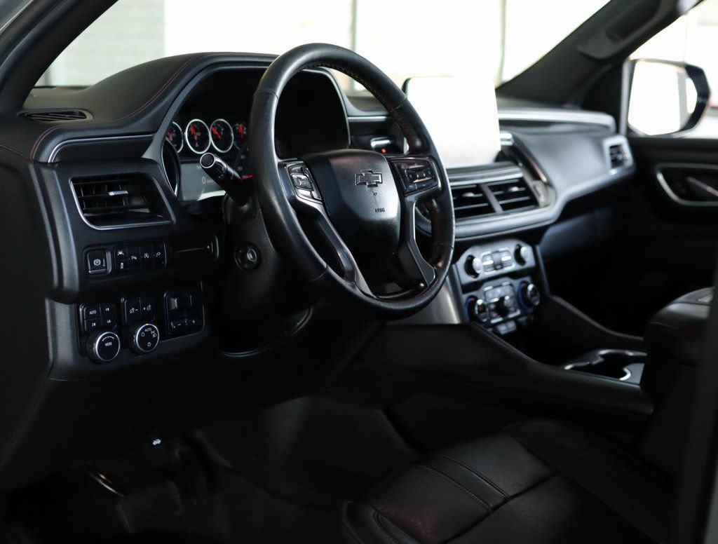 Used 2021 Chevrolet Tahoe RST w/ Luxury Package AWD/4WD image 9