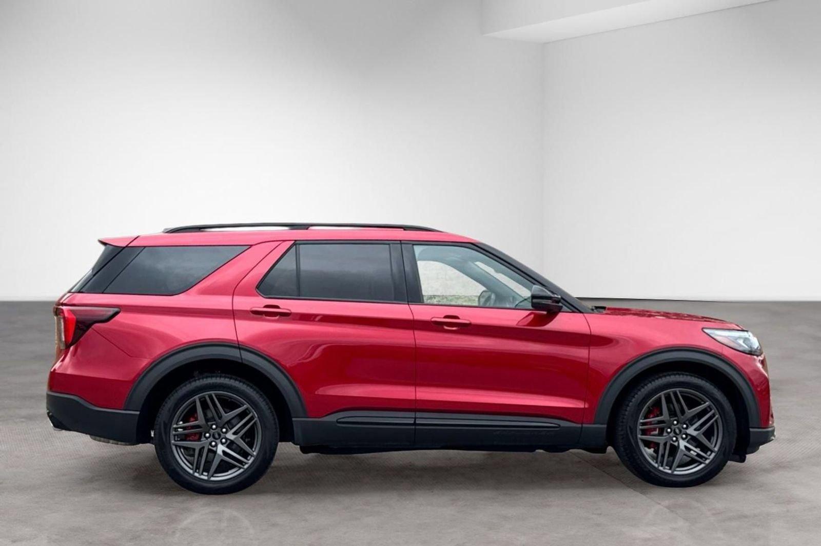Used 2025 Ford Explorer ST w/ Sun And Sound Package AWD/4WD image 7