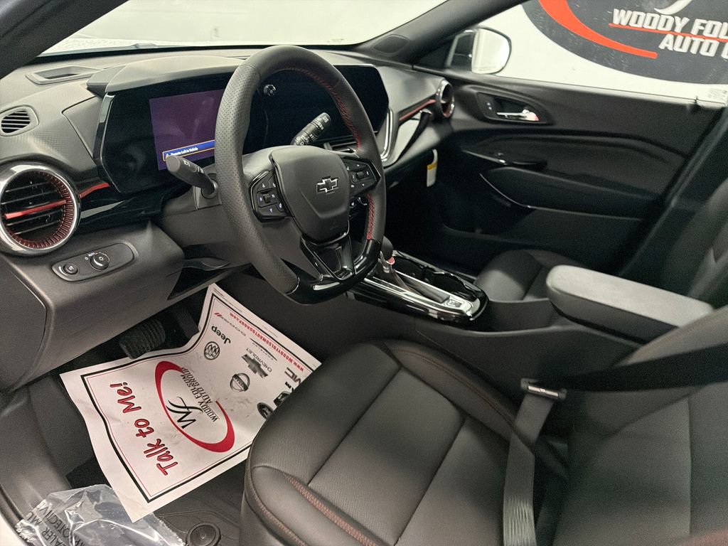 New 2026 Chevrolet Trax RS FWD image 11