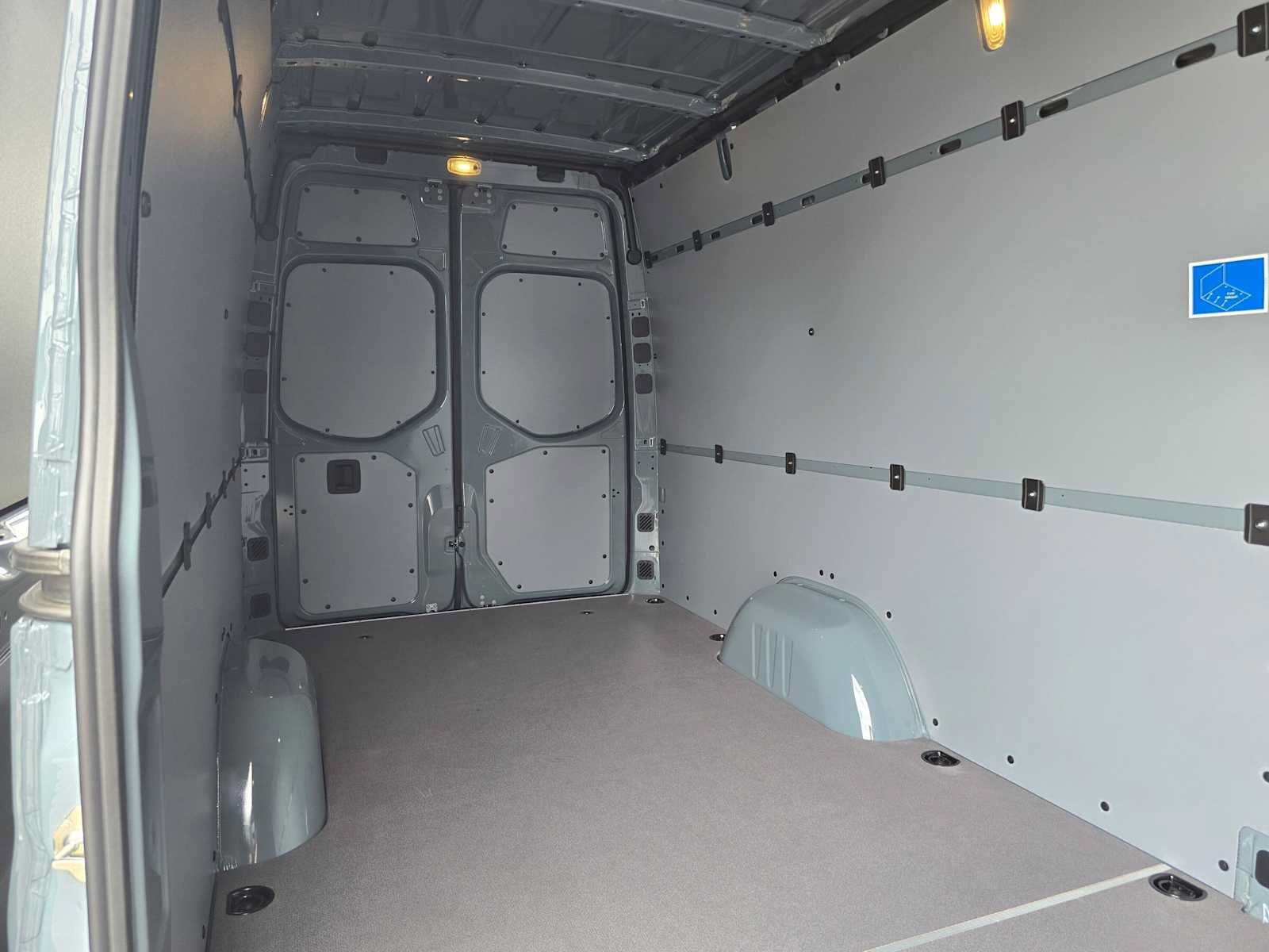 Used 2026 Mercedes-Benz Sprinter 2500 image 14