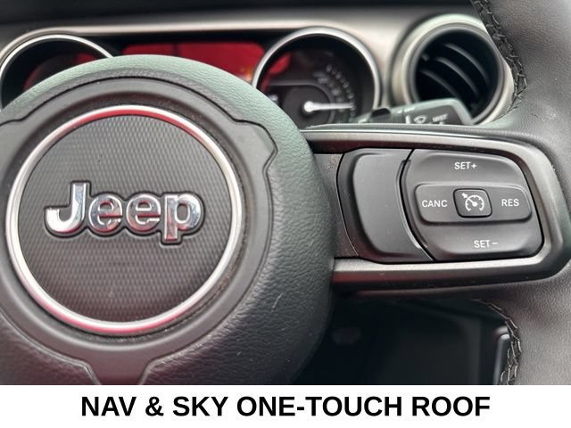 Used 2023 Jeep Wrangler Unlimited w/ Sun & Screen Package AWD/4WD image 43