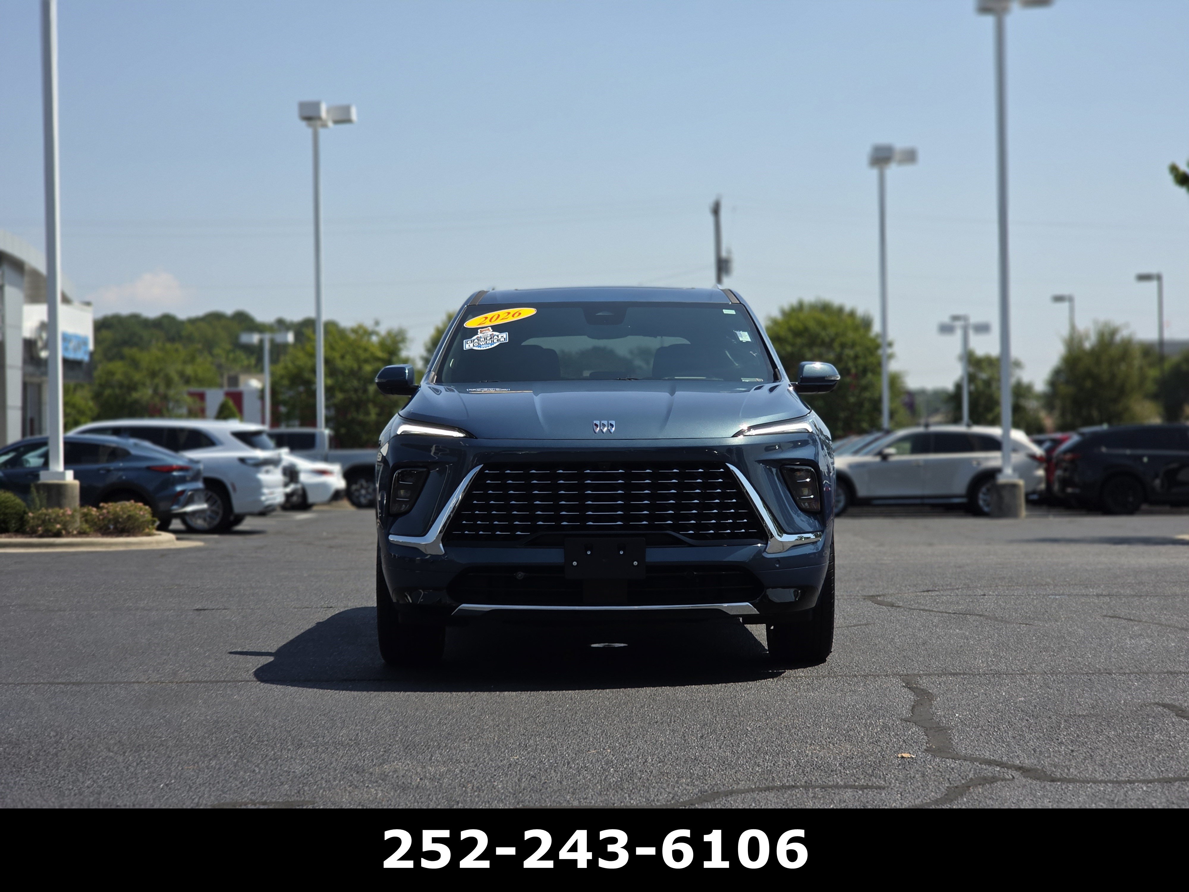 Used 2026 Buick Enclave Avenir w/ Super Cruise Package FWD image 2
