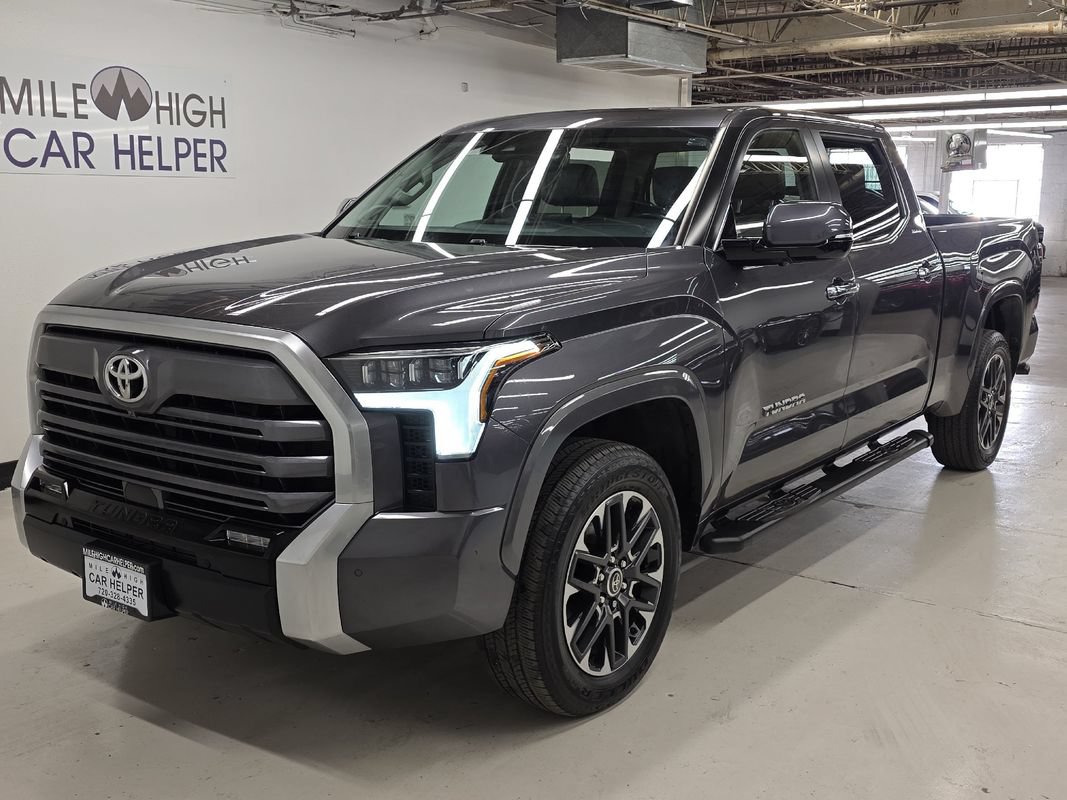 Used 2024 Toyota Tundra Limited AWD/4WD image 21