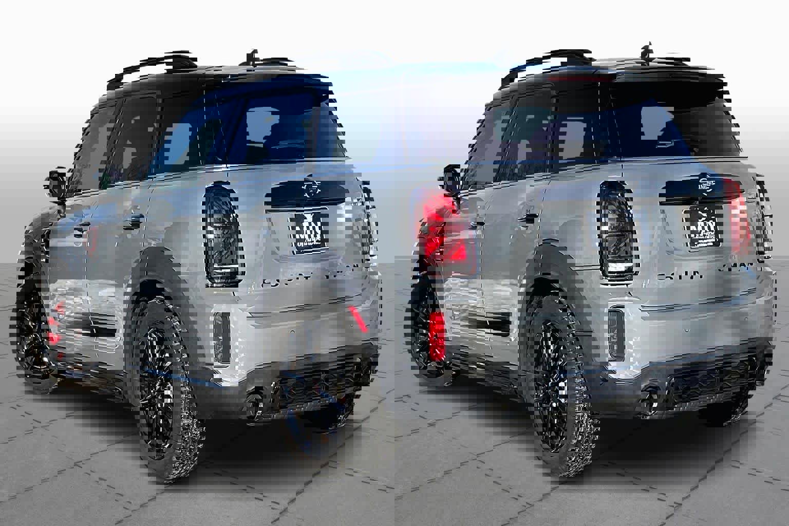 Used 2021 MINI Cooper Countryman John Cooper Works w/ Driver Assistance Package image 12