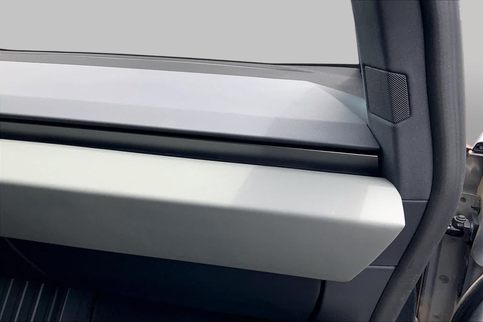 Used 2025 Tesla Cybertruck AWD Crew Cab image 18