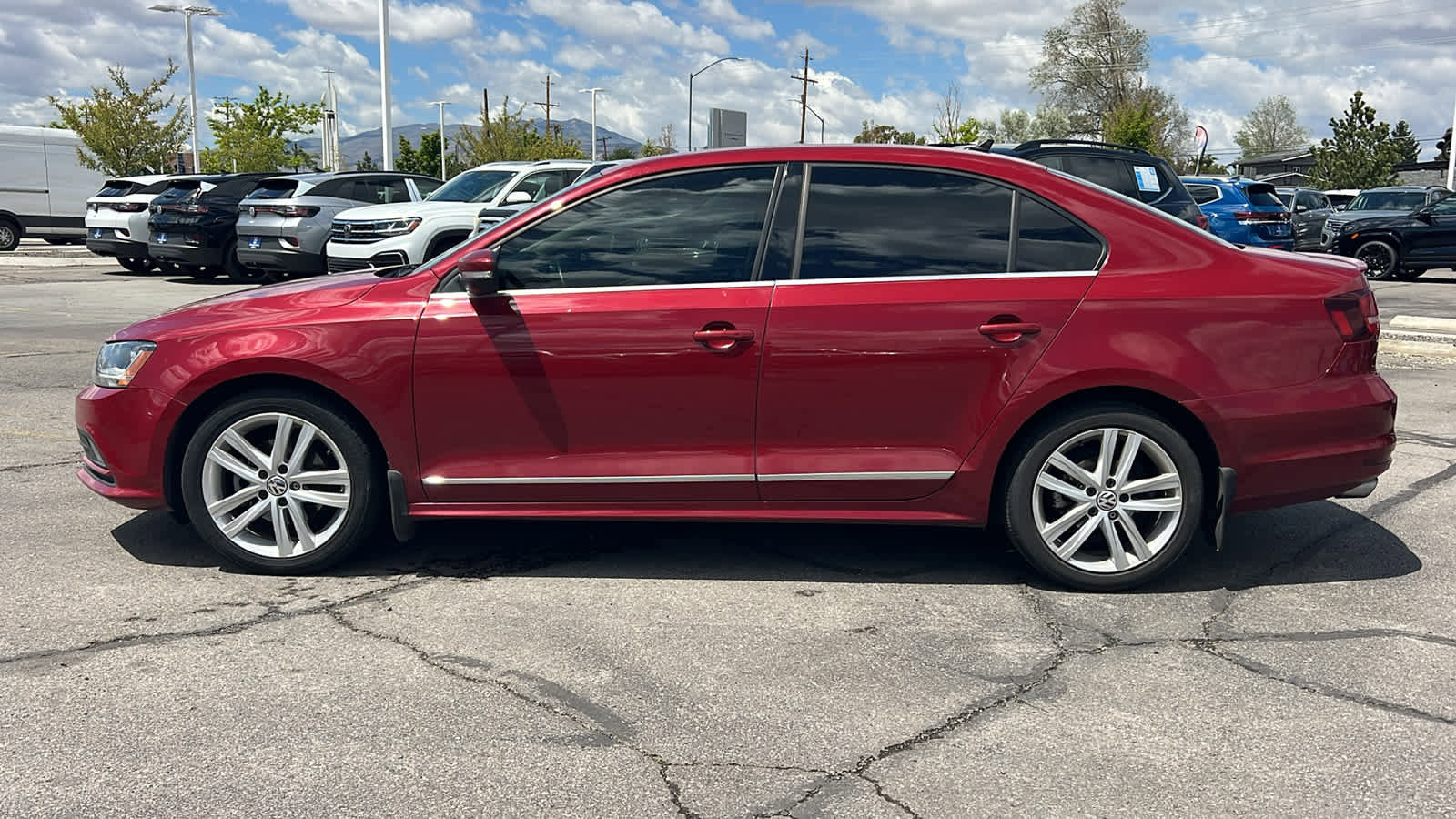 Used 2017 Volkswagen Jetta SEL FWD image 8