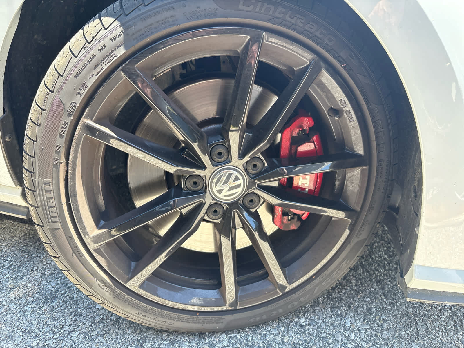 Used 2021 Volkswagen GTI SE FWD image 17