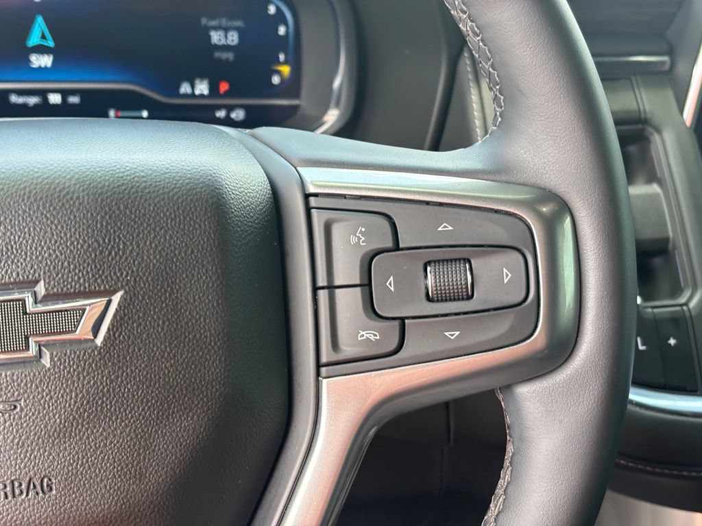 Certified 2023 Chevrolet Tahoe Z71 w/ Luxury Package AWD/4WD image 19