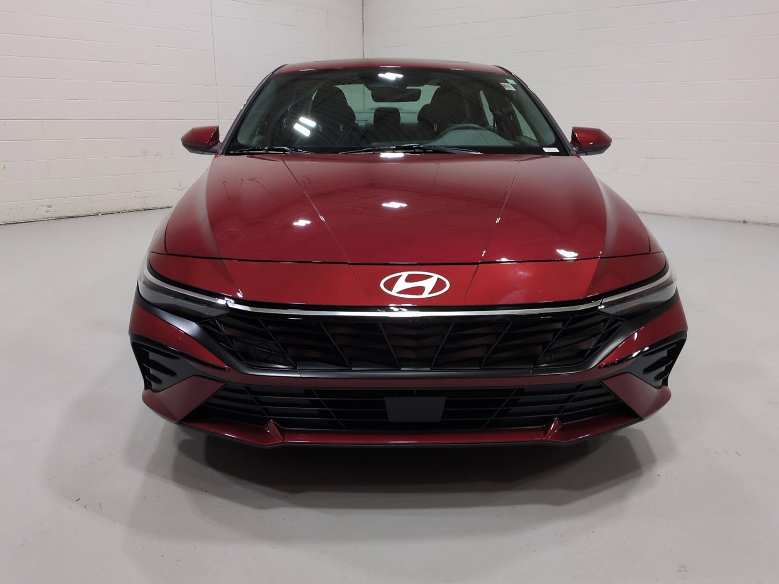 Certified 2024 Hyundai Elantra SEL w/ Convenience Package FWD image 8