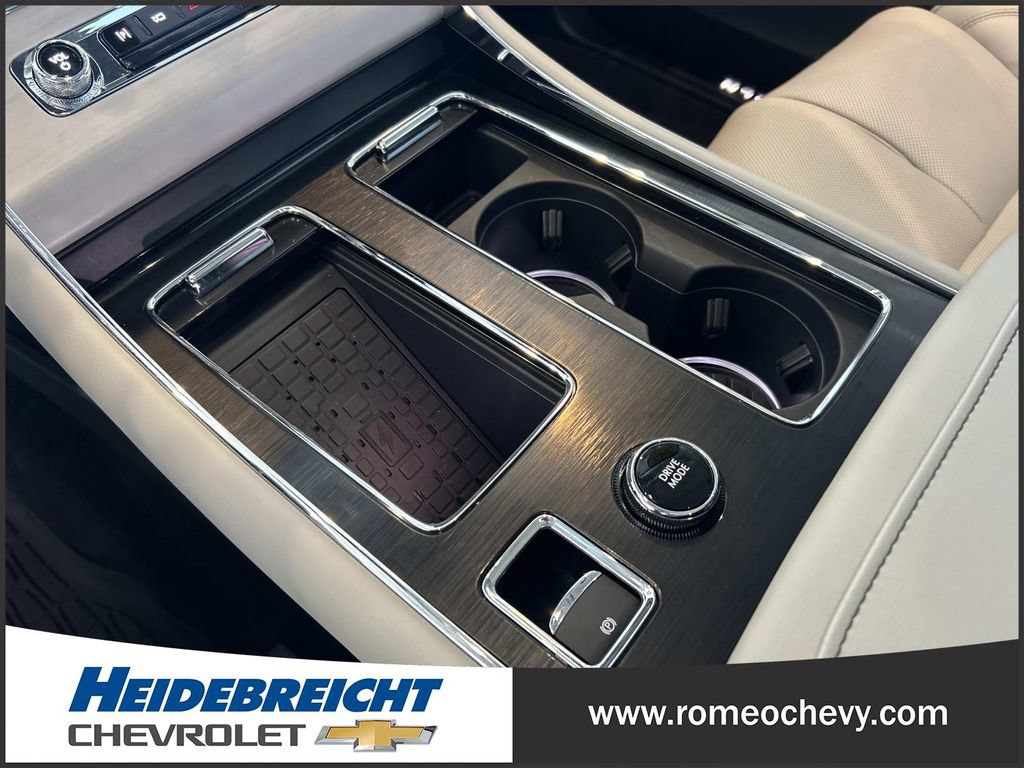 Used 2025 Lincoln Aviator Reserve w/ Equipment Group 201A AWD/4WD image 25