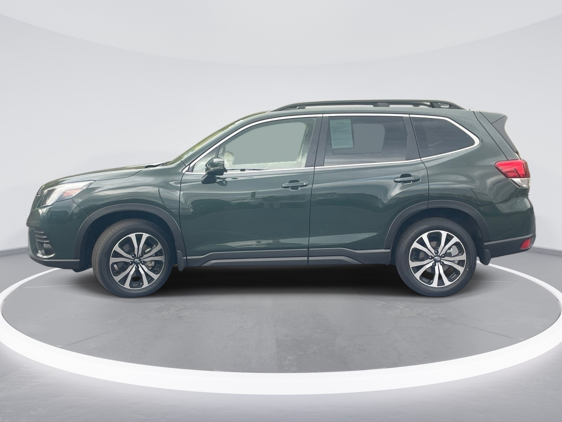 Used 2023 Subaru Forester Limited w/ Popular Package #2 AWD/4WD image 4