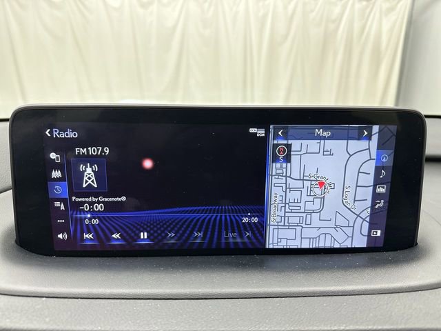 Used 2022 Lexus RX 450h AWD w/ Luxury Package image 16