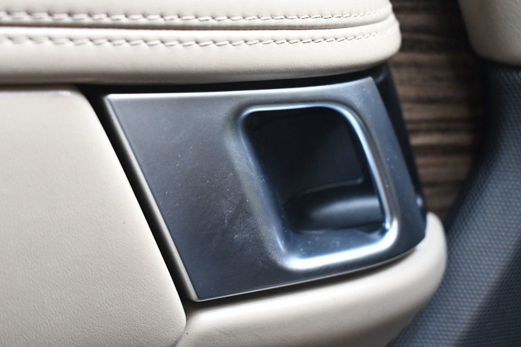 Used 2018 Land Rover Range Rover HSE image 25