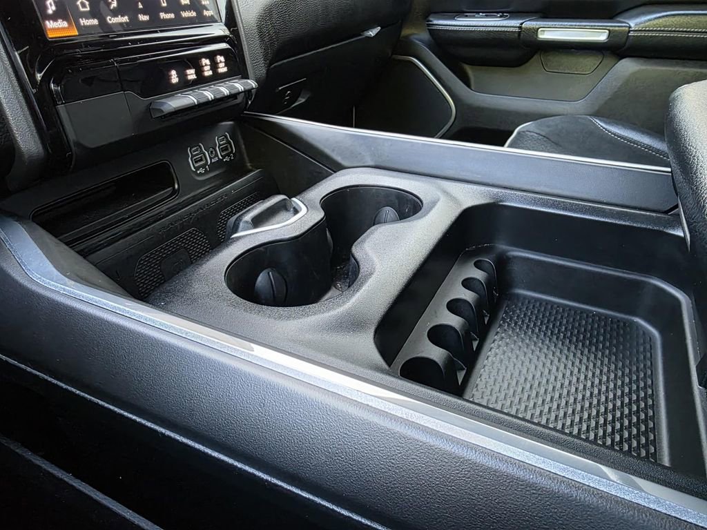 Used 2023 RAM 1500 Laramie AWD/4WD image 27