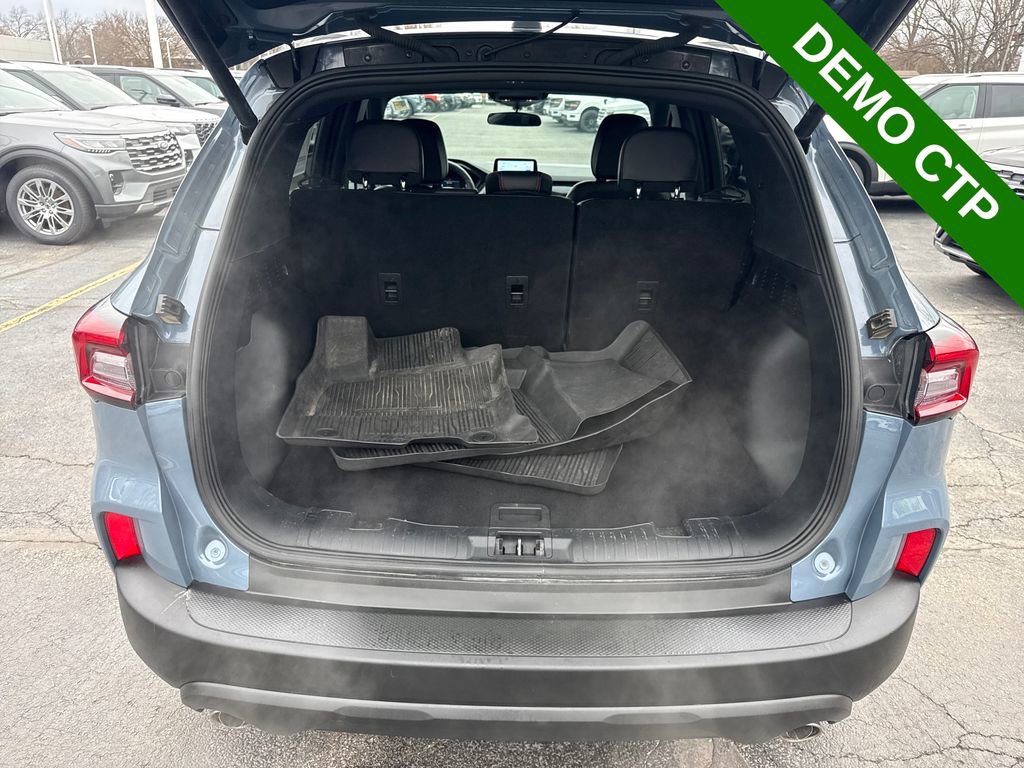 Used 2025 Ford Escape ST-Line Select image 10