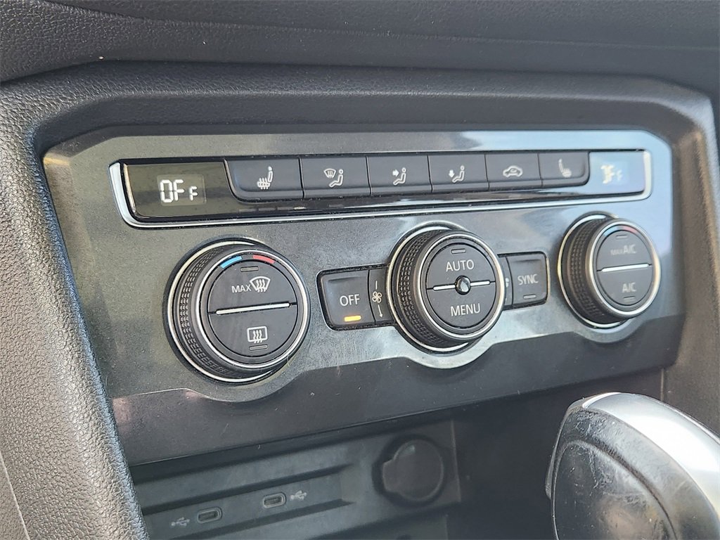 Used 2021 Volkswagen Tiguan image 21