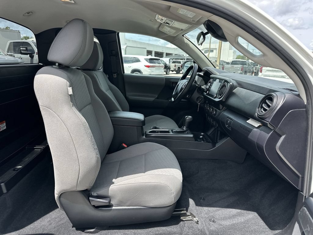 Used 2021 Toyota Tacoma SR AWD/4WD image 27
