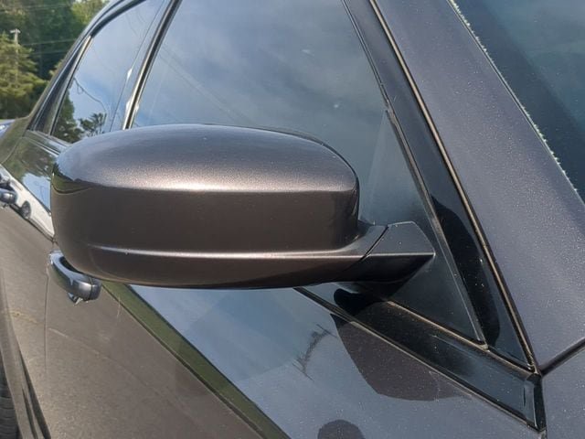Used 2017 Chrysler 300 S w/ S Model Appearance Package RWD image 11