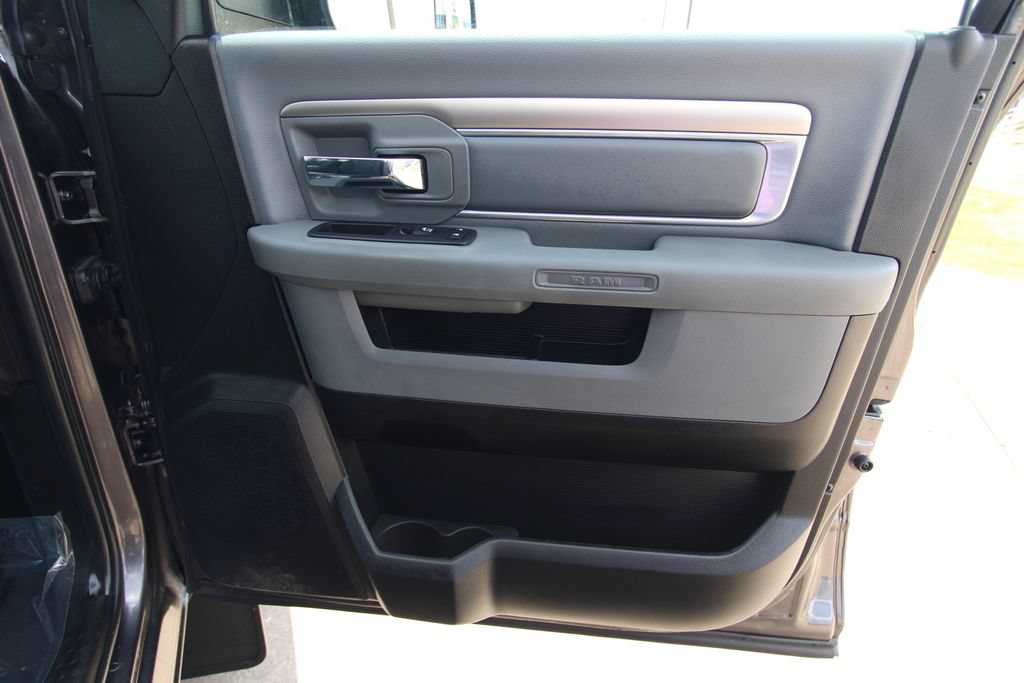 Used 2019 RAM 1500 Warlock AWD/4WD image 41