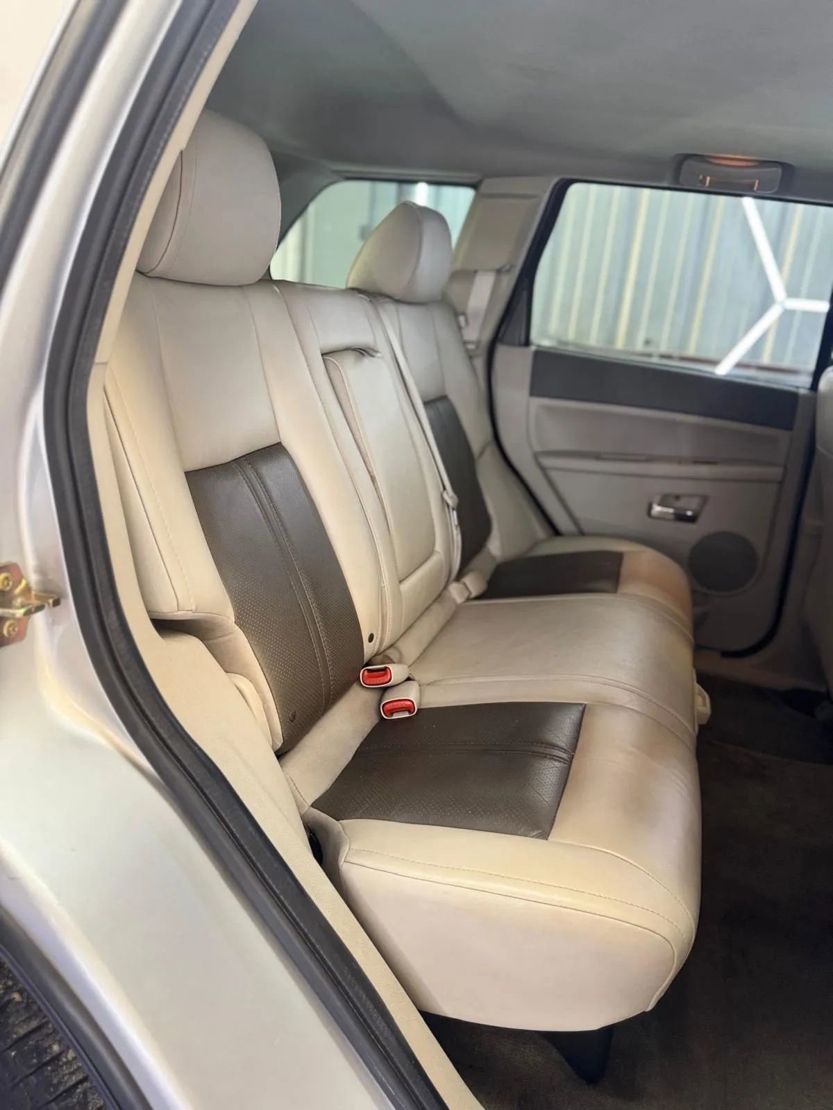 Used 2007 Jeep Grand Cherokee Limited image 39