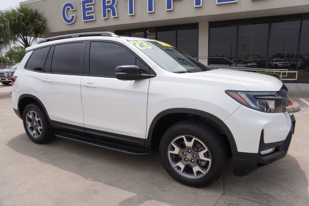 Used 2023 Honda Passport TrailSport image 1