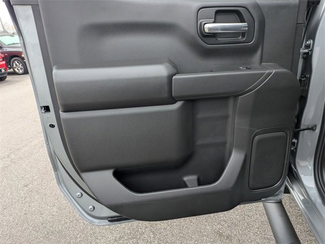 New 2026 Chevrolet Silverado 1500 Custom w/ Turbomax Blackout Package image 21