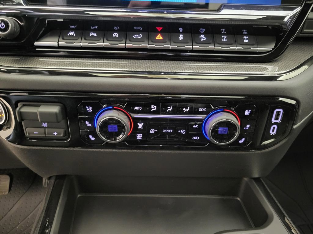 New 2026 Chevrolet Silverado 1500 ZR2 image 10