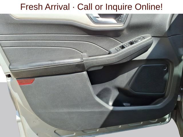 Used 2021 Ford Escape SE image 10