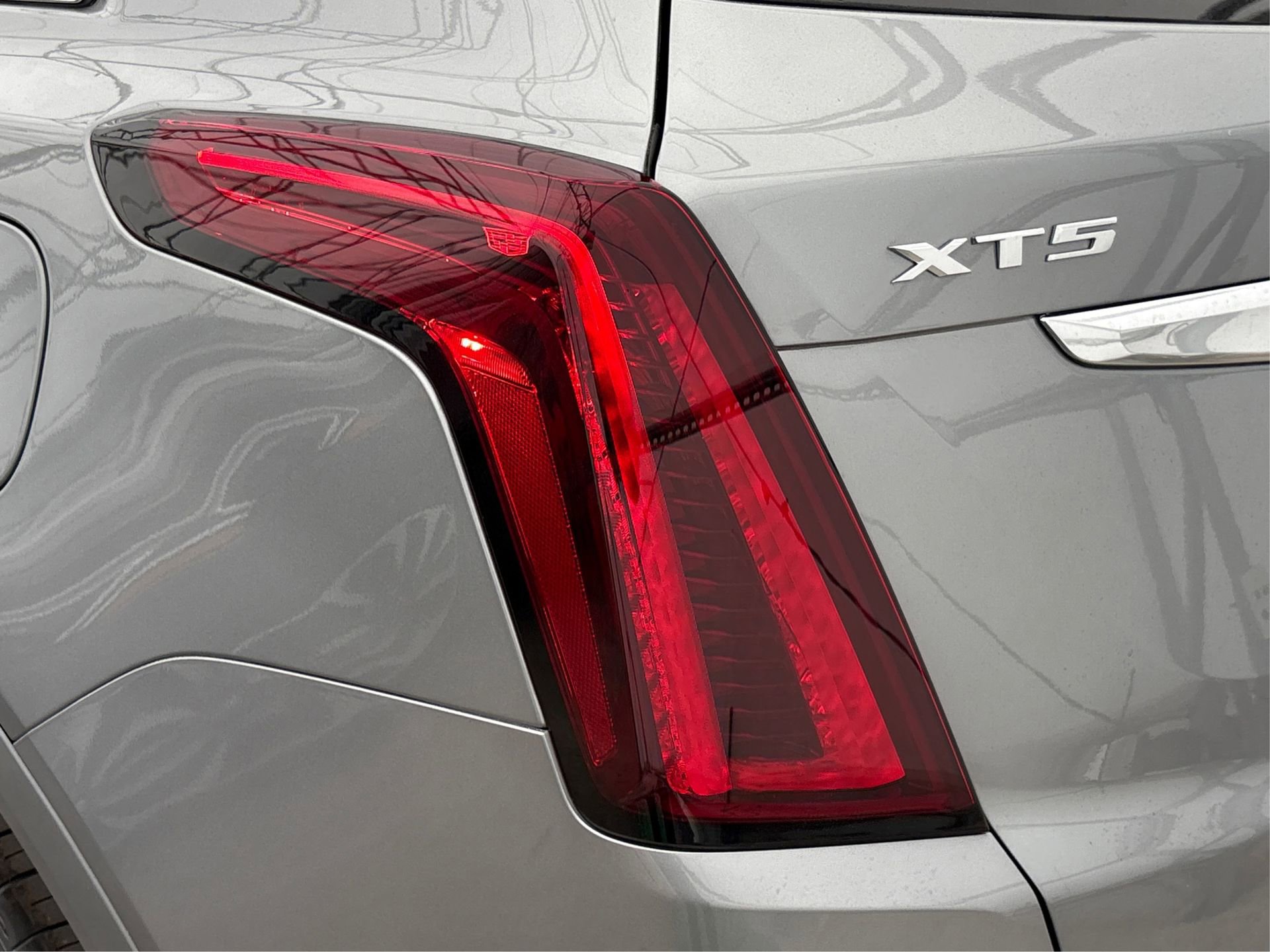 New 2025 Cadillac XT5 Premium Luxury image 15