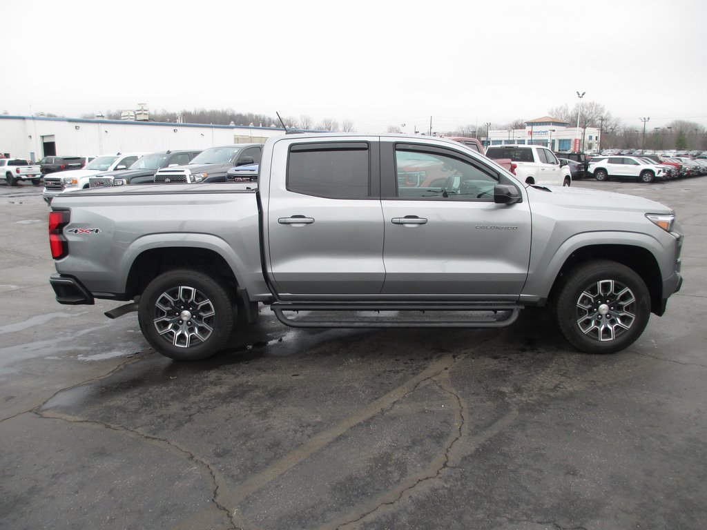 Used 2023 Chevrolet Colorado LT w/ LT Convenience Package III image 5