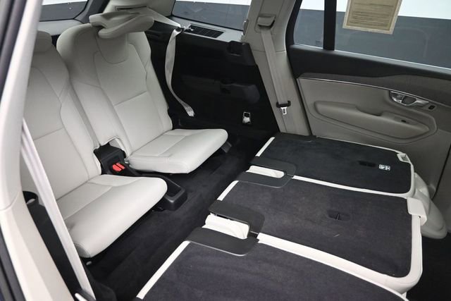 Used 2023 Volvo XC90 B6 Plus w/ Protection Package Premier AWD/4WD image 28