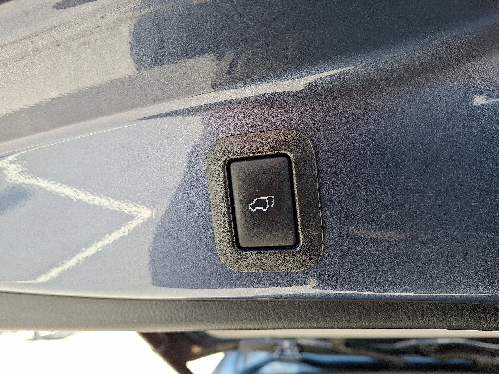 Used 2017 Toyota Highlander XLE AWD/4WD image 30