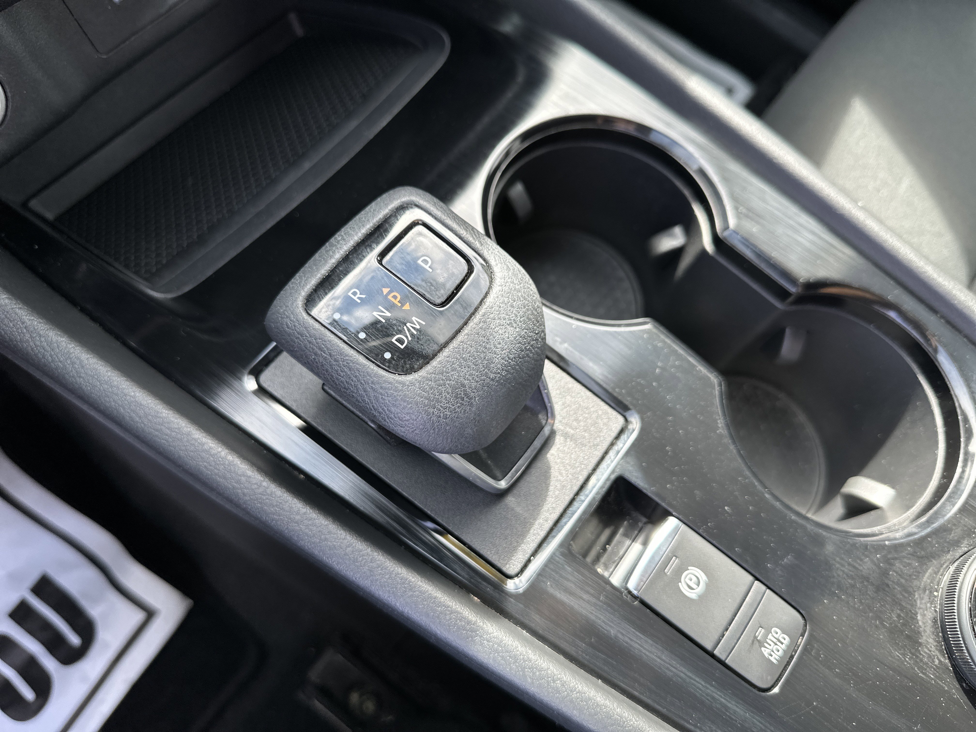 Used 2023 Nissan Rogue S image 23