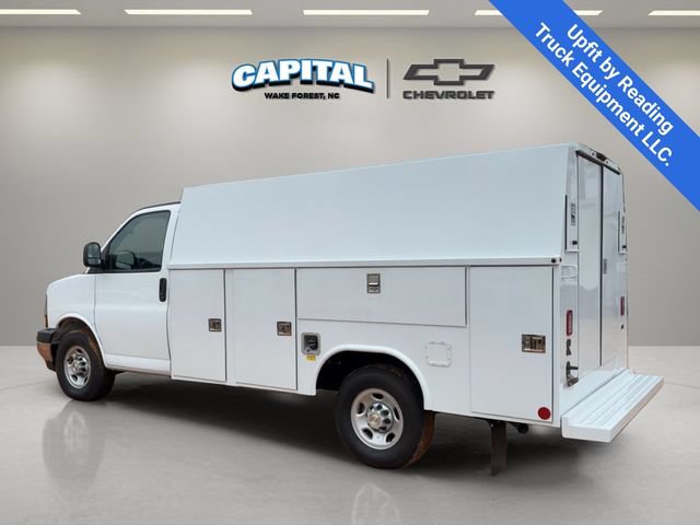 New 2025 Chevrolet Express 3500 w/ Power Convenience Package RWD image 3