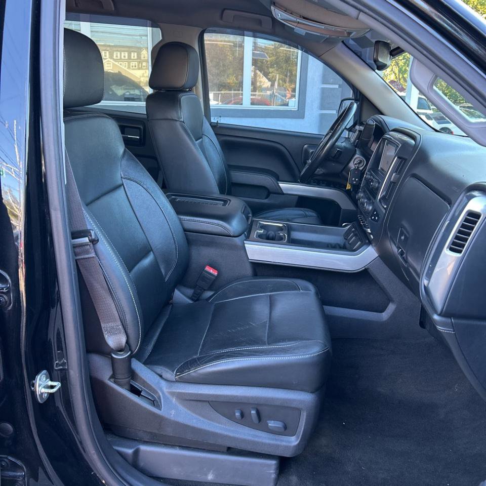 Used 2017 Chevrolet Silverado 1500 LTZ Z71 w/ LTZ Plus Package image 23