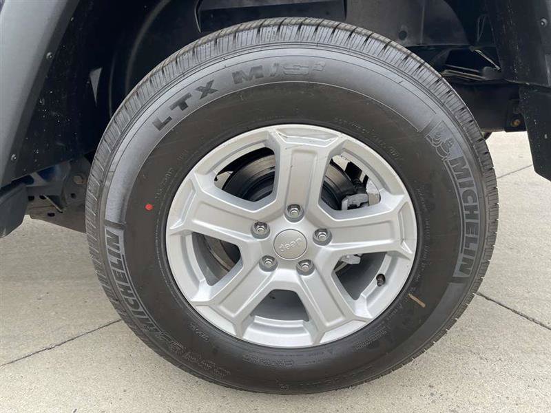 Used 2013 Jeep Wrangler Sport w/ Connectivity Group image 78