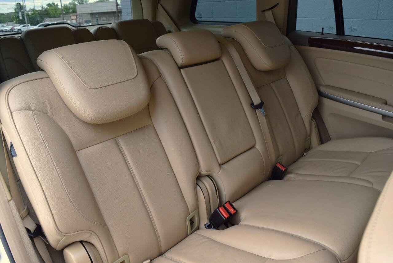 Used 2011 Mercedes-Benz GL 550 4MATIC image 56