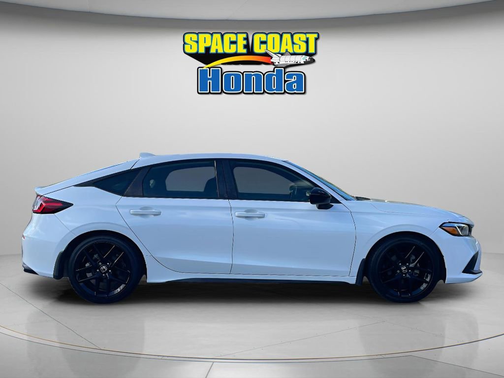 Used 2023 Honda Civic Sport image 8
