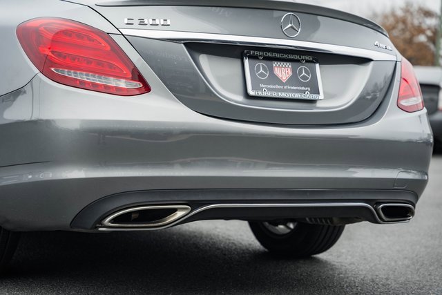 Used 2016 Mercedes-Benz C 300 4MATIC Sedan image 9