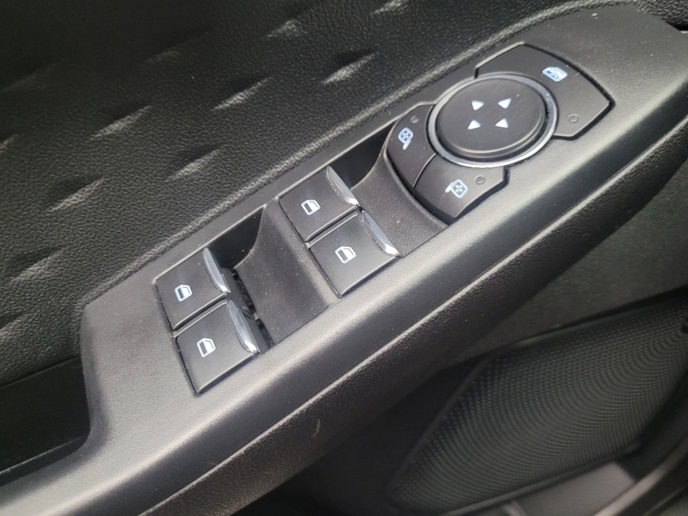 Used 2020 Ford Escape SE image 27