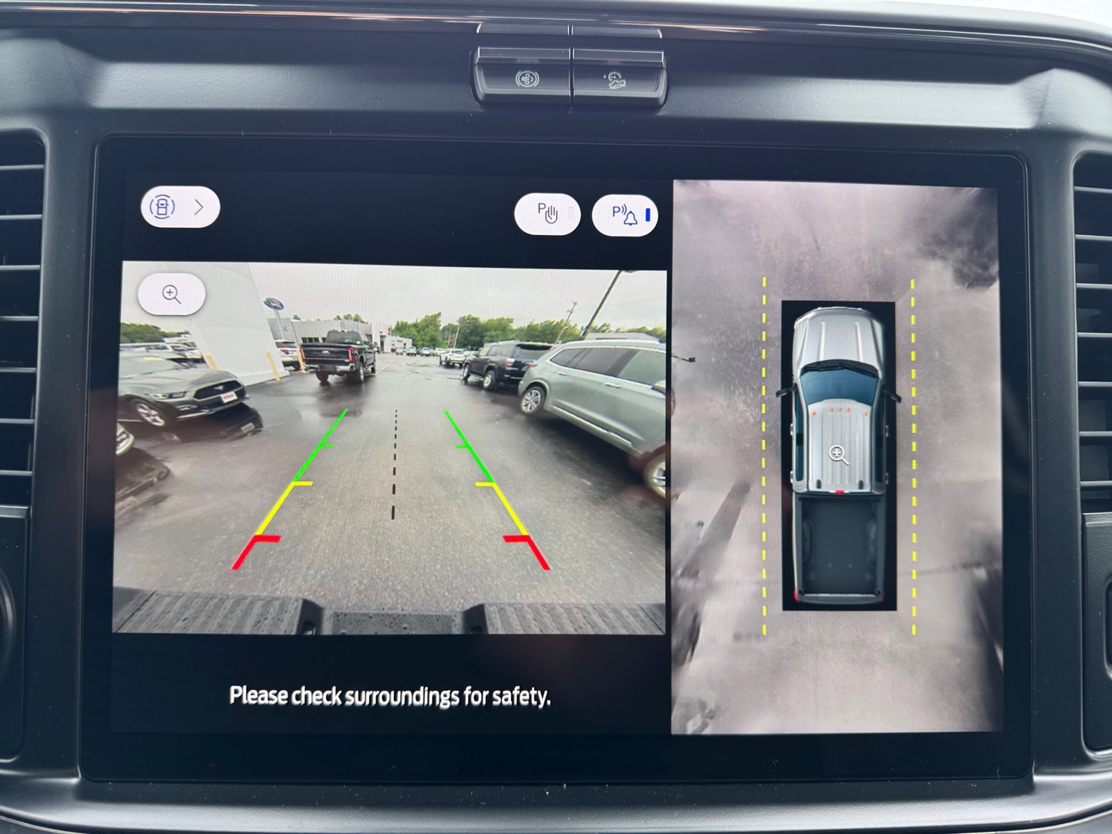 New 2025 Ford F250 Lariat w/ Lariat Ultimate Package image 22