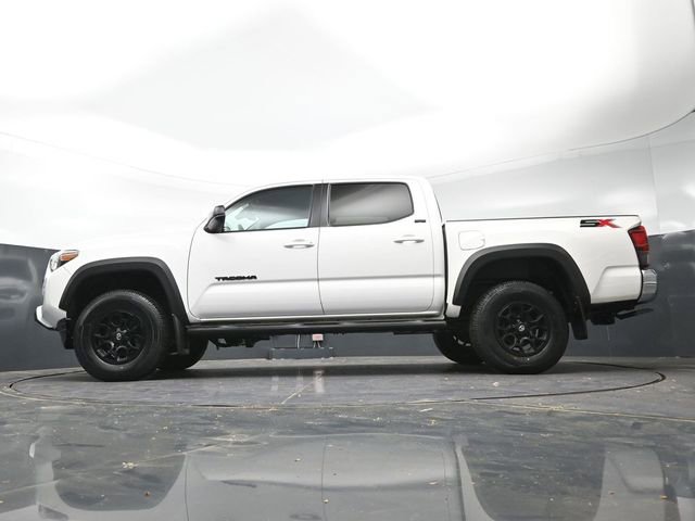 Used 2023 Toyota Tacoma SR5 AWD/4WD image 42