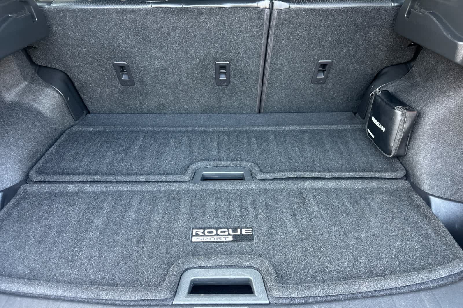 Used 2020 Nissan Rogue Sport SL AWD/4WD image 15
