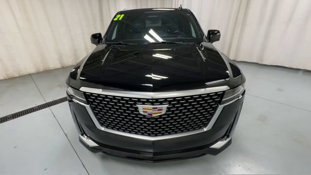 Used 2021 Cadillac Escalade Premium Luxury w/ Performance Package AWD/4WD image 3